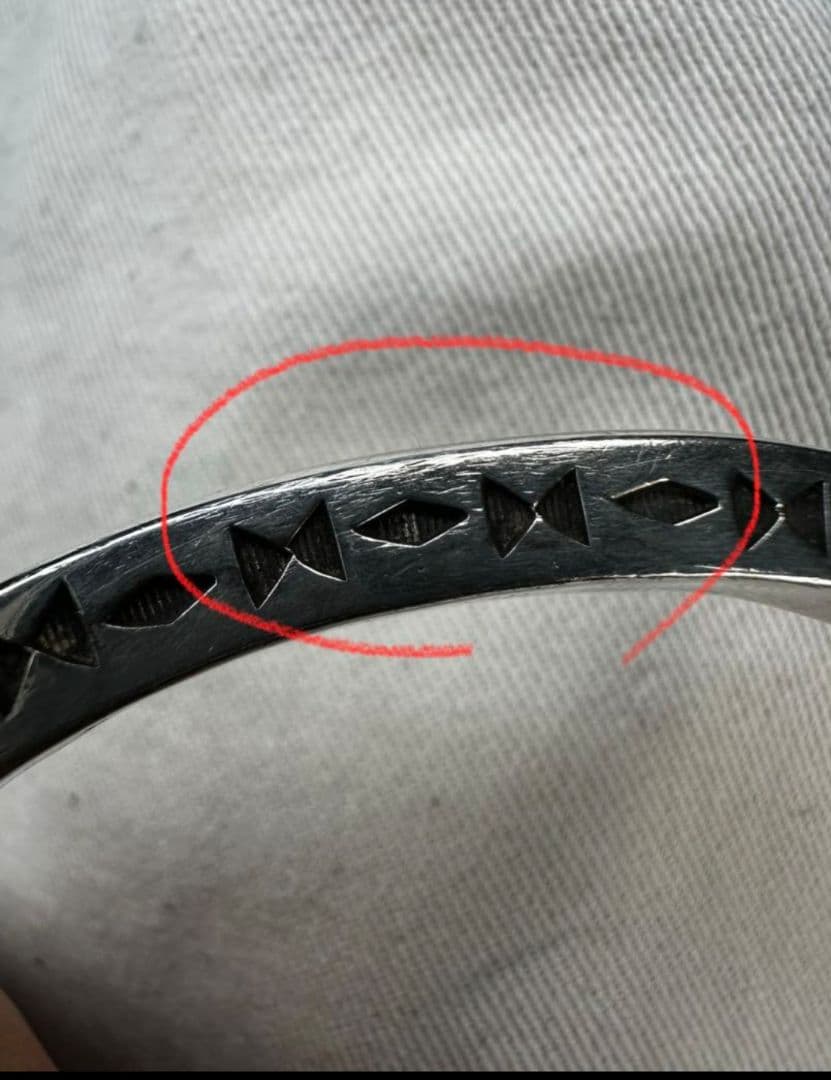 Navajoジェニファーカーティス K14 ヘビーゲージ 3面バングル - メルカリ