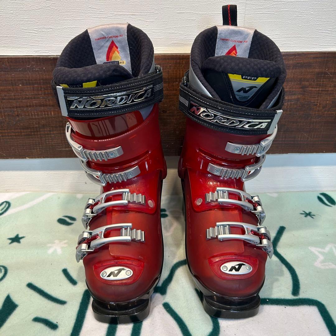 ☆売約済☆ DYNASTAR 123cm ブーツ　24〜24.5cm