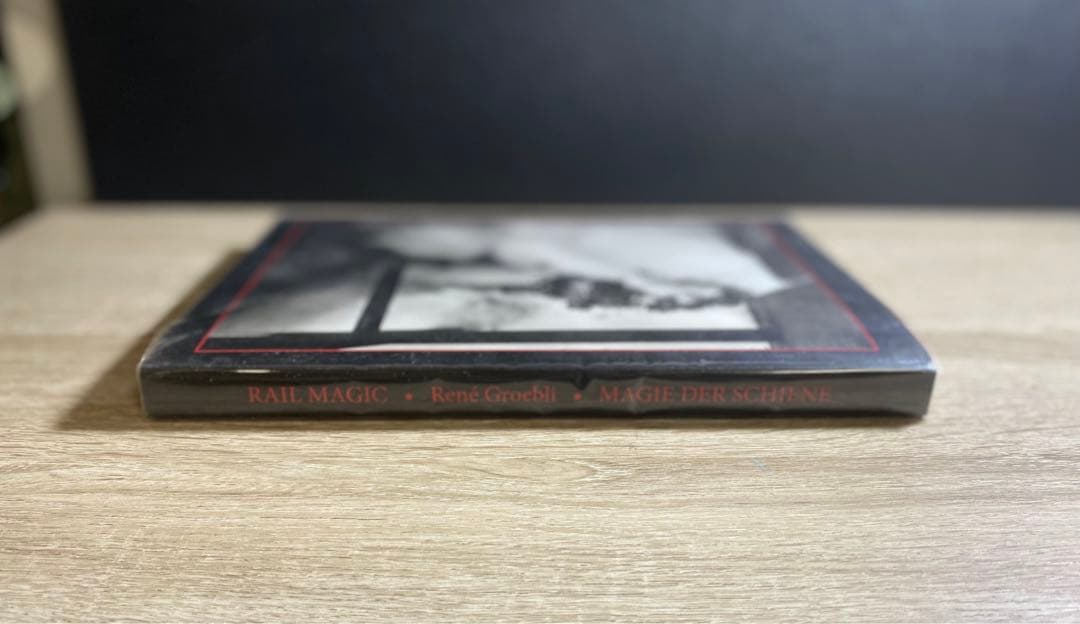Rene Gloebli rail magic 洋書　写真集　ルネ　グローブリ pic2.jpg