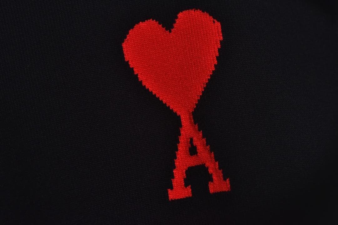 Ami ブラック ニットセーター ハート A刺繍 - メルカリ
