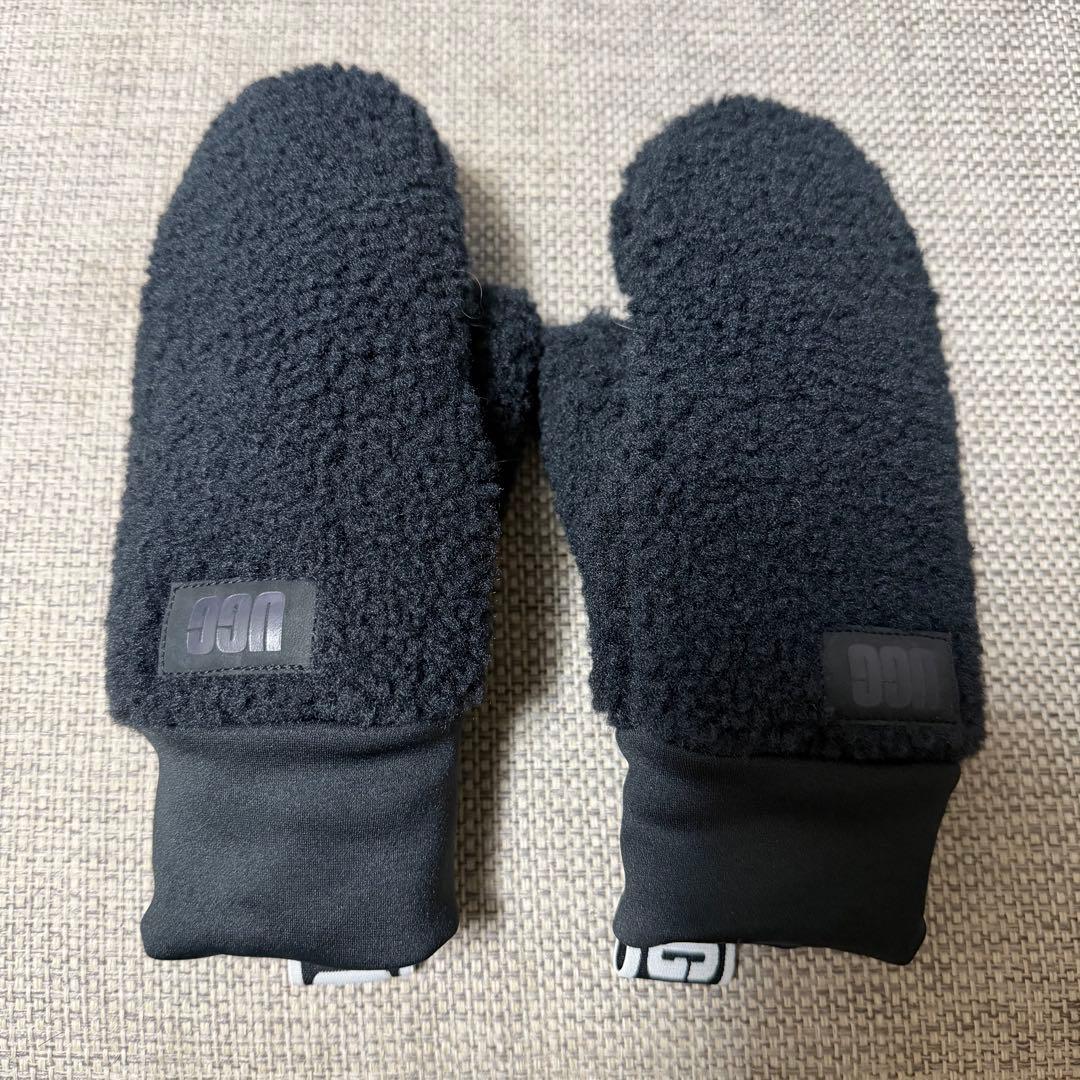 新品‼️UGGアグ手袋ミトンレディースブラック - メルカリ