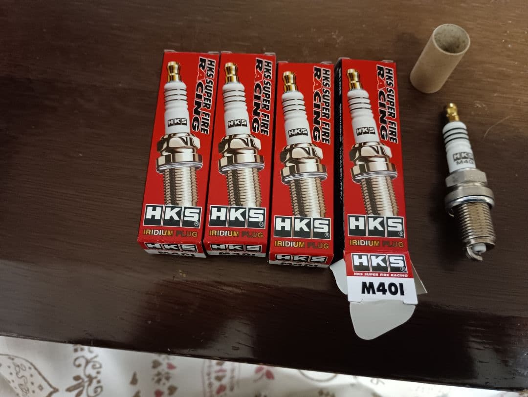 HKS スパークプラグ M40I 4本セット　シルビア等　新品未使用品 HKS（エッチケーエス） スパークプラグ 50003-M40 スーパーファイヤー