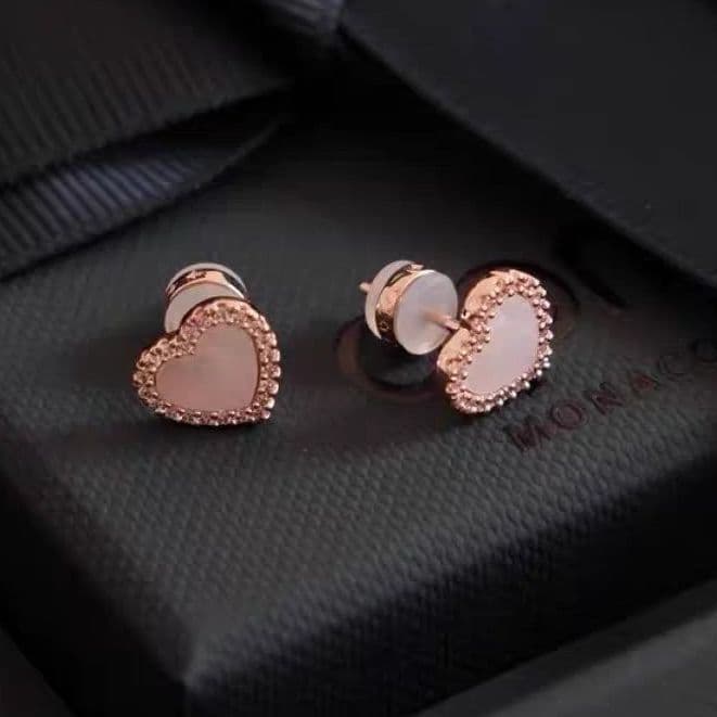 apm Monaco ローズゴールド ハート型スタッドピアス - メルカリ