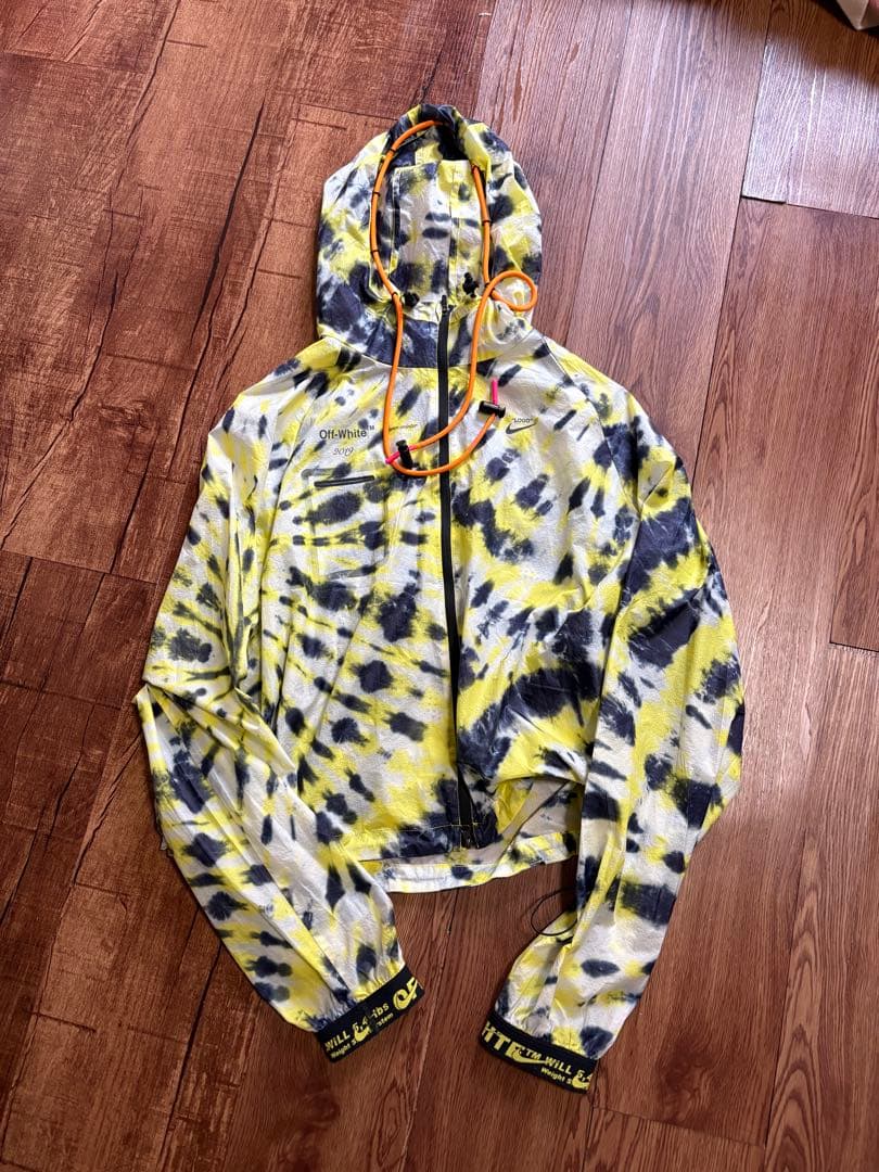 NIKEとOff-Whiteのコラボ ナイロンジャケット - メルカリ