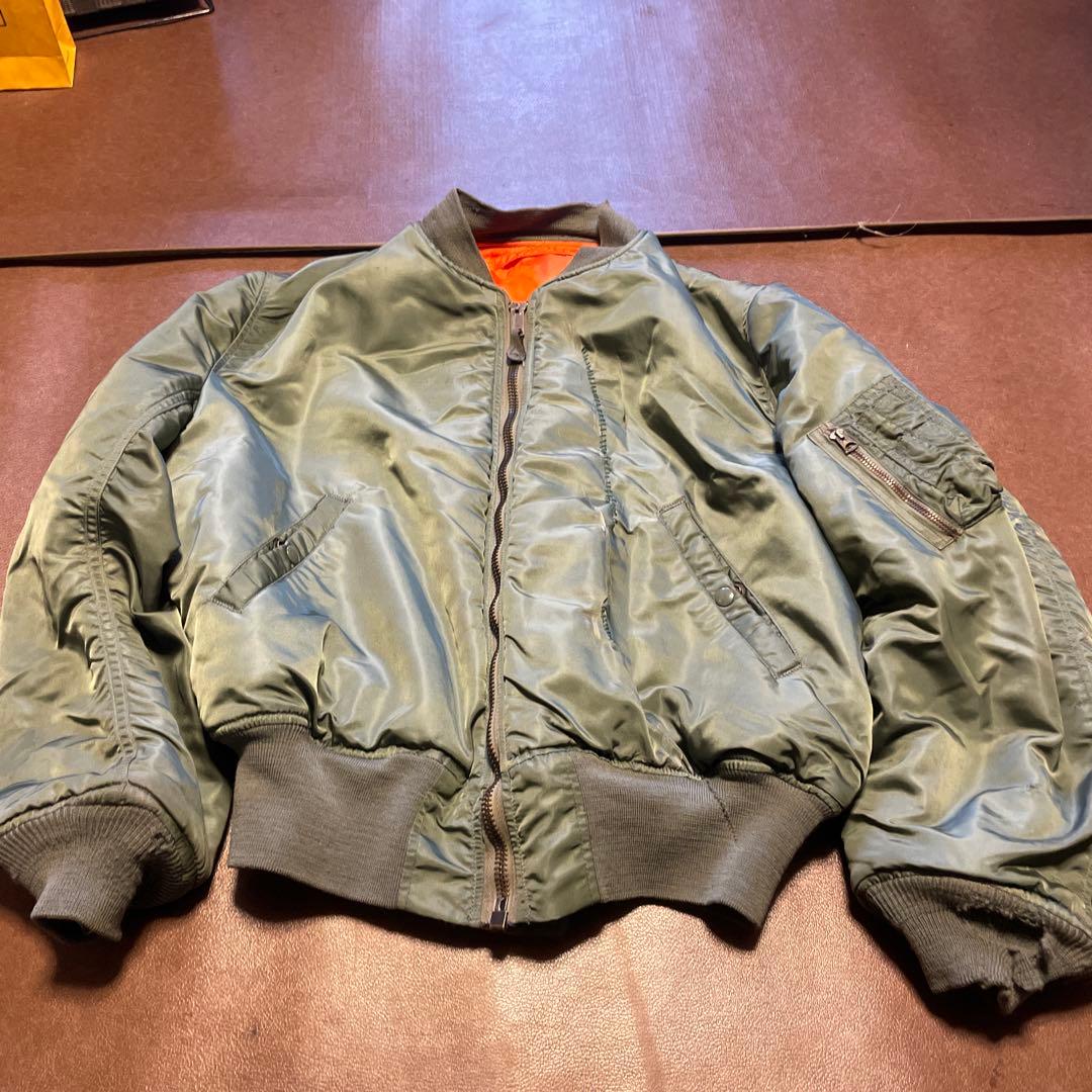 MA-1 米軍　当時物　破れ、補修が多数　サイズ不明 米空軍本物MA-1フライトジャケット1971年官給品ALPHAサイズL希少品