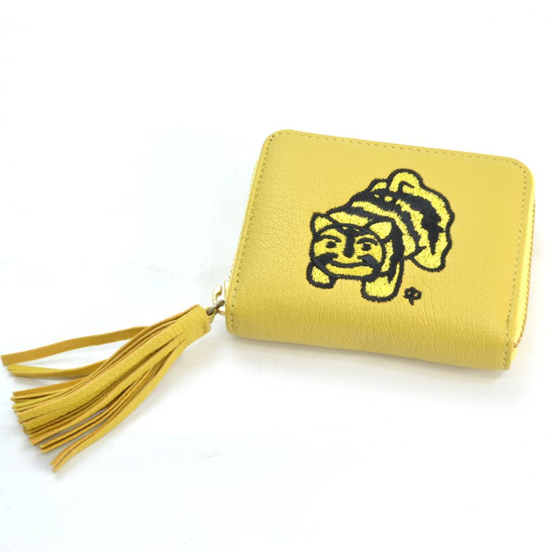 Y. 虎屋ういろ×perche(ペルケ)×earジャバラ 二つ折り財布 - メルカリ