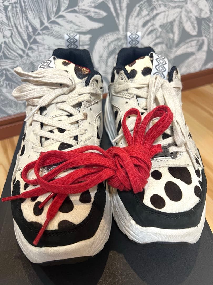 最終値下げ[美品US6 ] UGG ダルメシアン ハラコ スニーカー - メルカリ