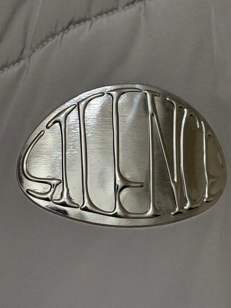 ZR様専用】VAUNDY ダウンベスト - メルカリ