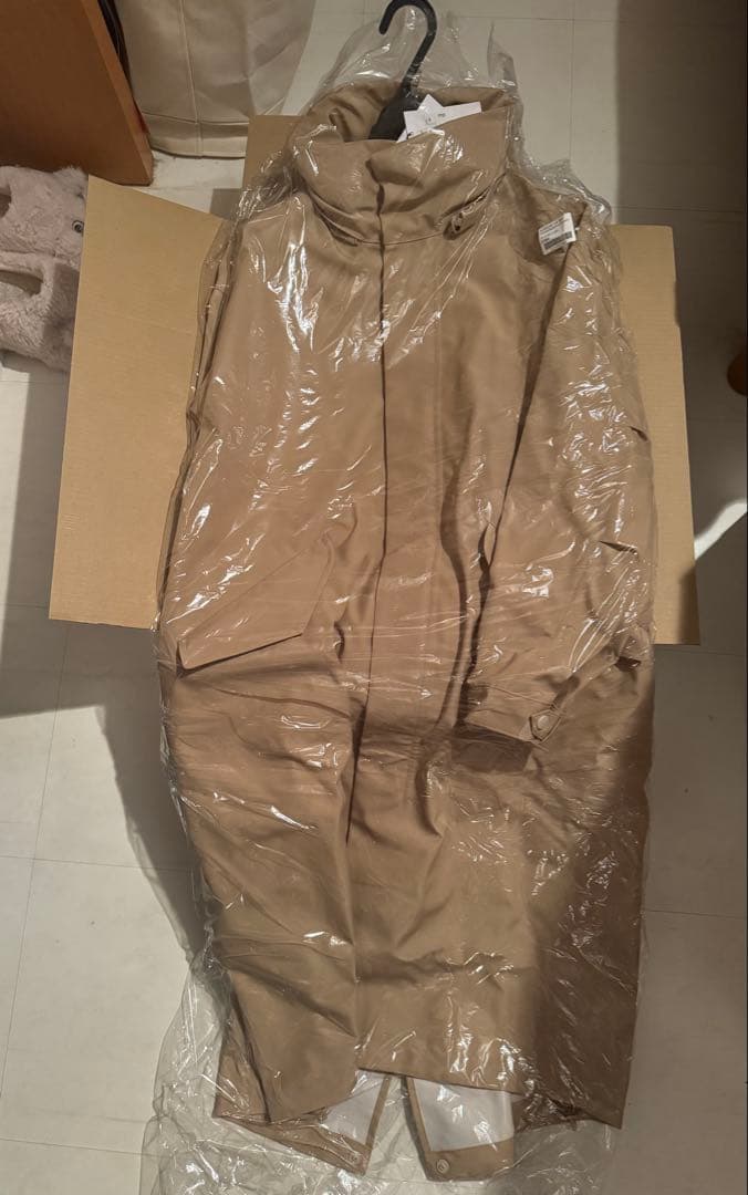 Hyke ベージュ フード付きロングコート サイズ3 (新品・未開封) - メルカリ