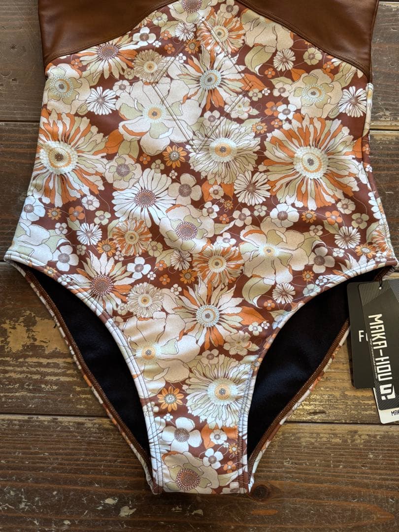 新品タグ付きMAKAHOUあったか裏起毛水着 サイズL