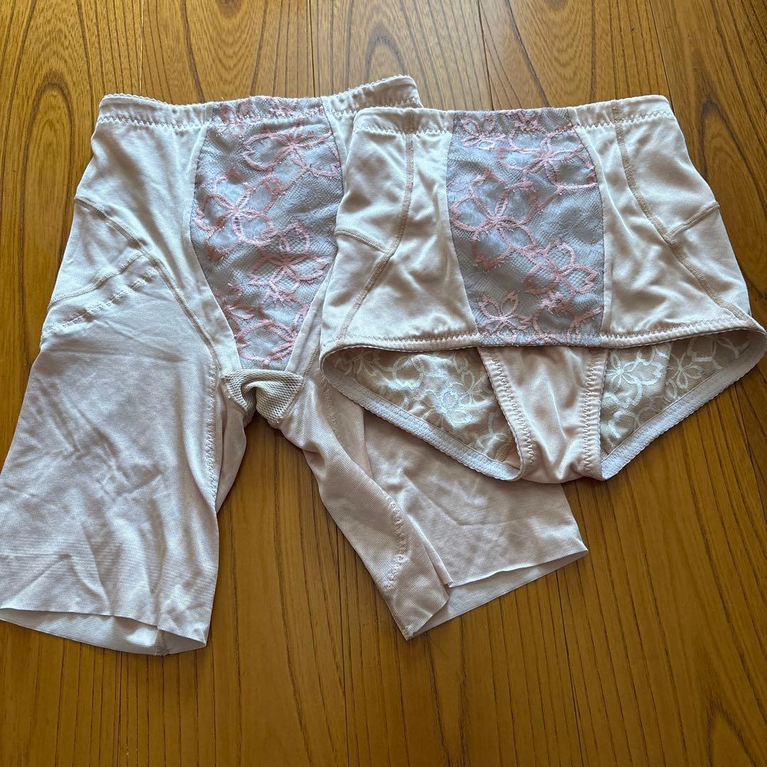 マルコ 補正下着 M-64アヴァンセサクラ コモンベージュガードルセット