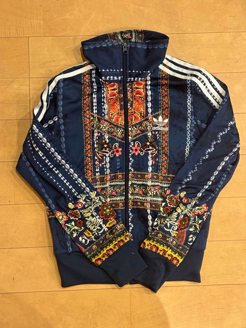 希少 アディダス×ファーム コラボ トラックジャケット 花柄 ボタニカル