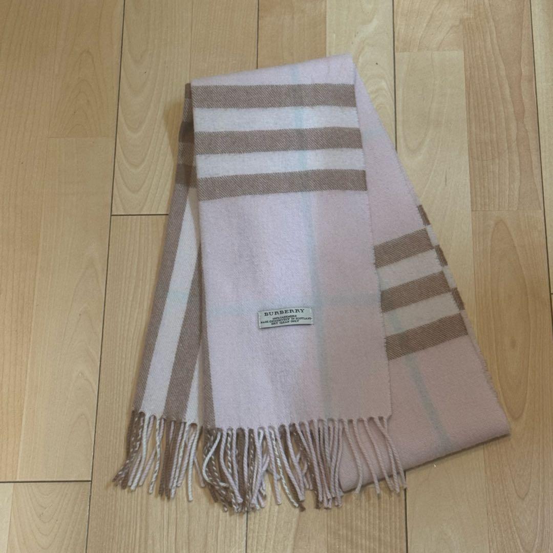 テ*ん様 現行BURBERRY バーバリー カシミヤ100% 薄ピンク色 マフラ BURBERRY - 《新品正規品》 バーバリー カシミヤ100 希少柄 BURBERRY