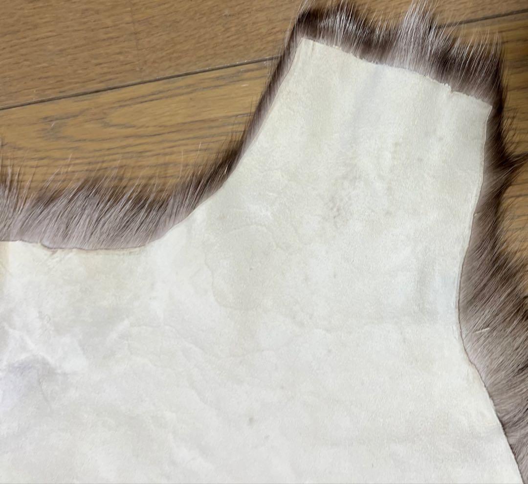 関西万博 北欧館【フィンランド製】高級トナカイの毛皮 ムートン