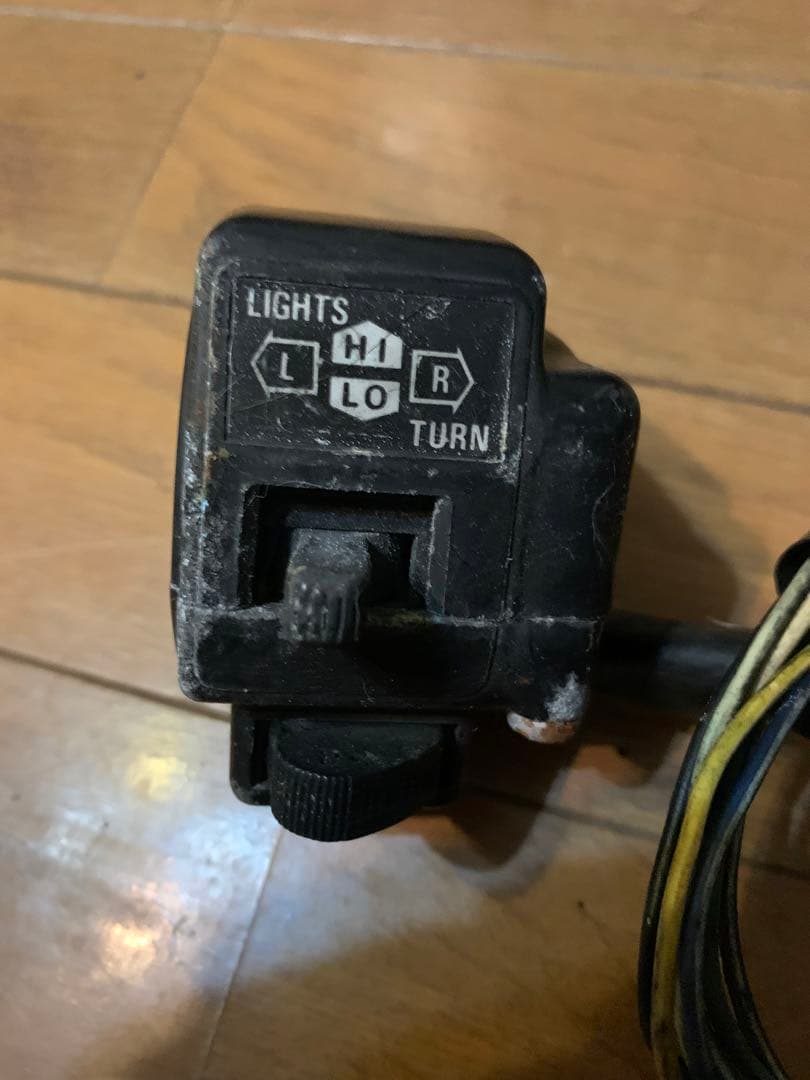 GSX400E GSX250E ザリ ゴキ左側のスイッチボックス - メルカリ