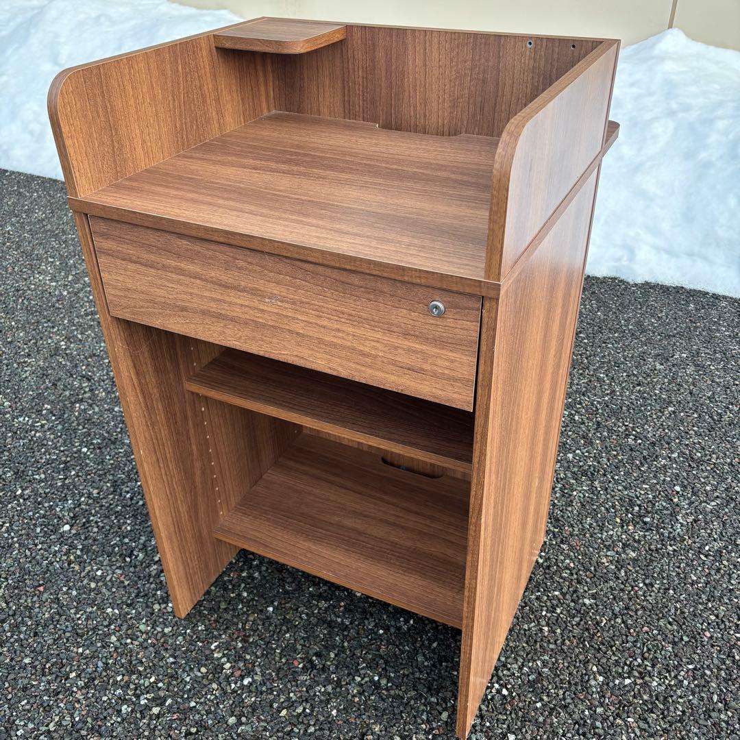 受付レジカウンター　木製　サロン　レジ　什器　イベント Amazon.co.jp: レジカウンター 木製 レジ台【幅120×高さ100×奥行47cm