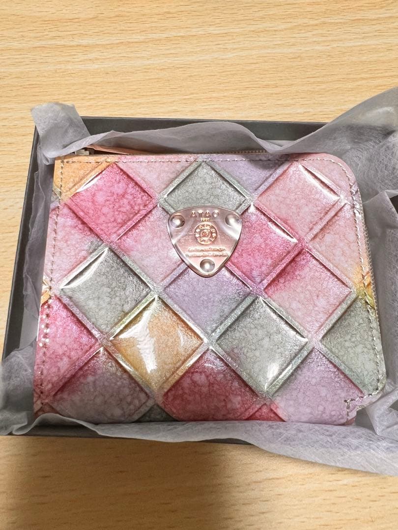 ATAO ブロックパーティ ゆめかわ色のシャングリラ 2つ折り財布 新品未