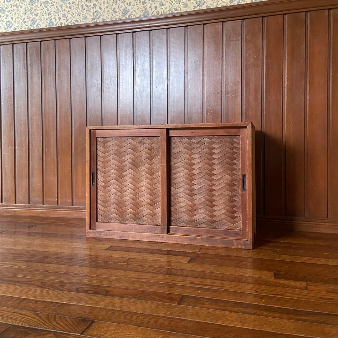 mini様✴︎ 網代編み　時代家具　茶道具棚　アンティーク家具　お茶室に　照明 colonne｜flame + minä perhonen照明｜商品詳細ページ｜照明