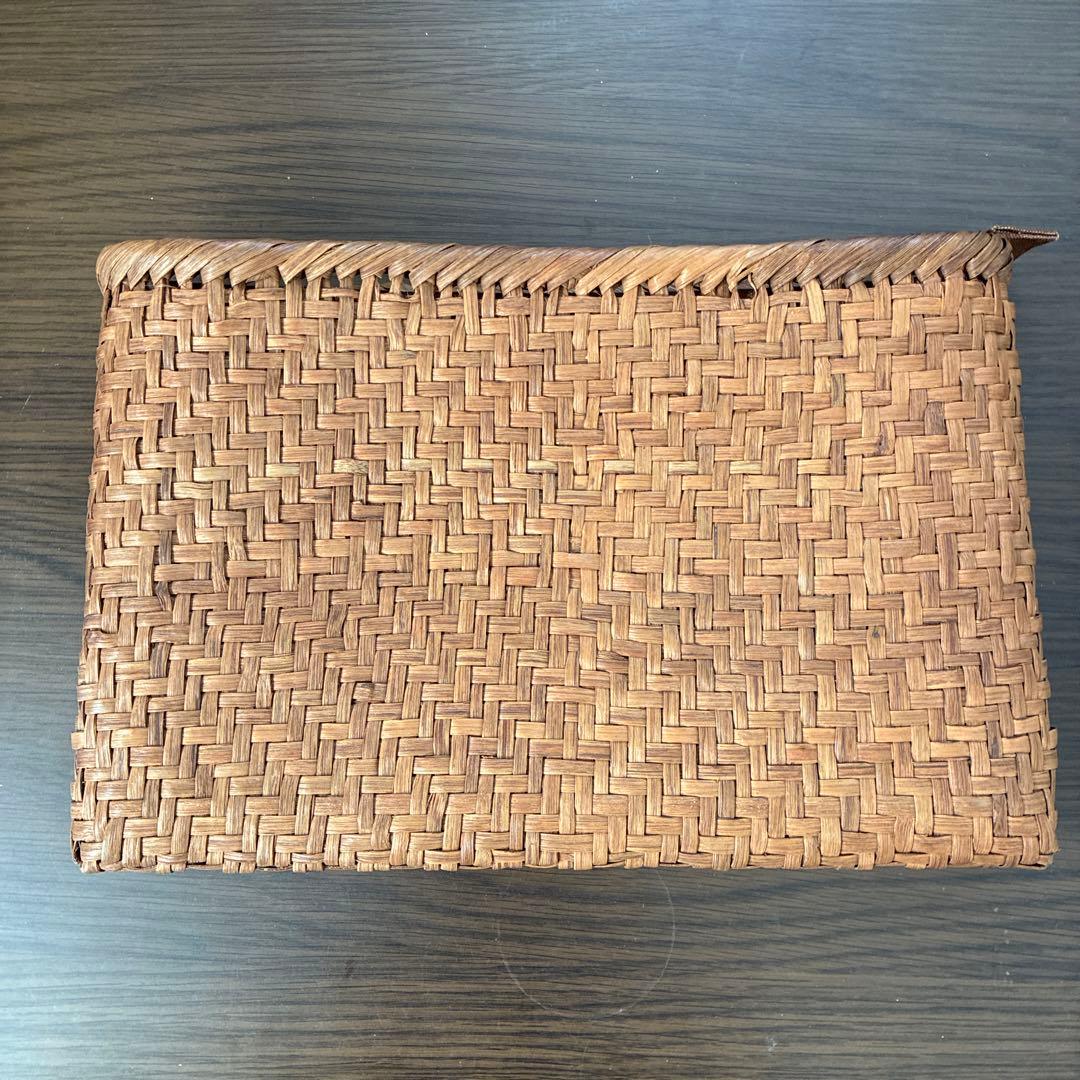 山葡萄？　かごバッグ ジッパー付き みよし漆器本舗 山葡萄 かごバッグ 1年保証付き 内布付き 山ぶどう