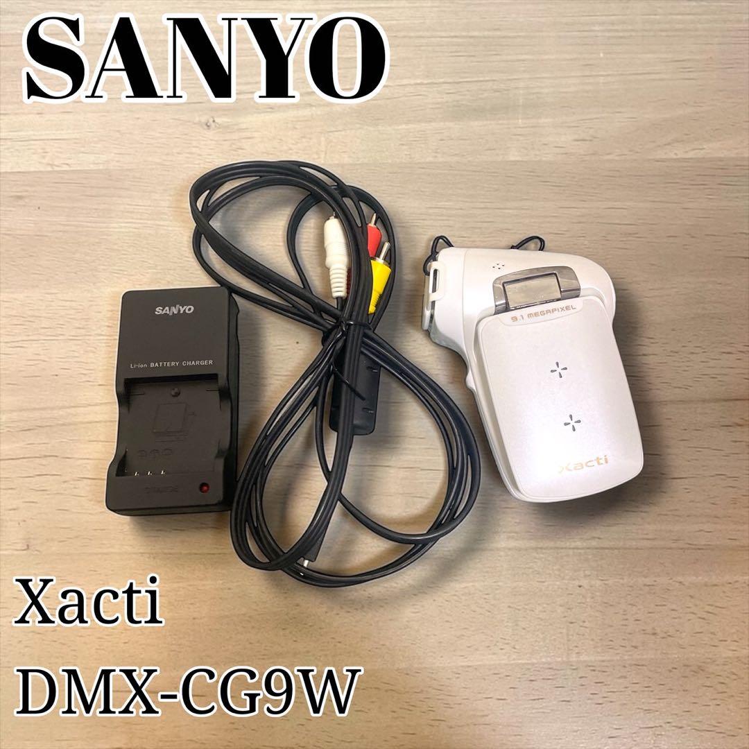 人気 稀少 SANYOデジタルムービーカメラXacti DMX-CG9W - メルカリ