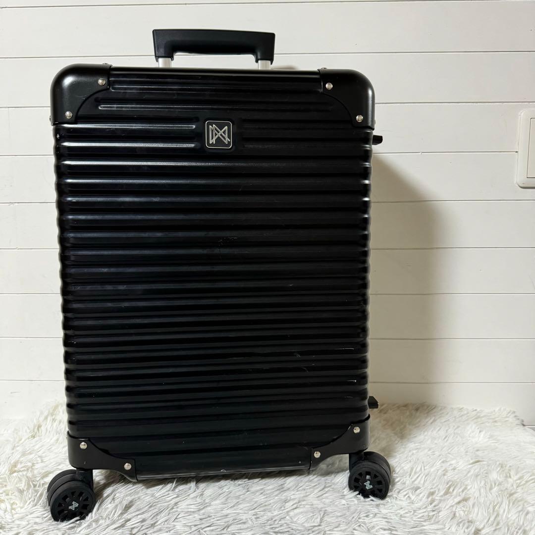 LANZZO ランツォ　1PIU1UGUALE 3　ウノピュウ　アルミキャリー 楽天市場】LANZZO VIKING 24インチ ランツォ スーツケース 47L Mサイズ