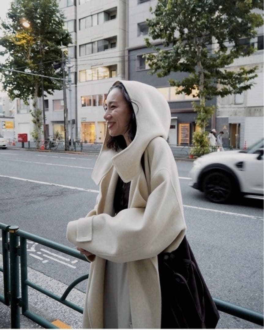 ETRE TOKYO ウールフーディーリバーコート - メルカリ