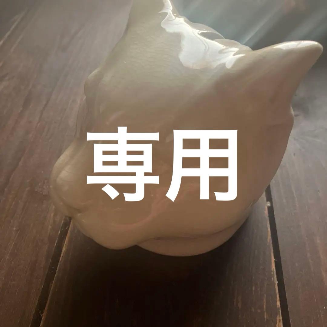 フランスアンティーク猫モチーフ　オブジェ　1930年　アスティエ 猫顔のトレイいろいろ 珍しい黒ちゃんもいます。 アスティエ・ド