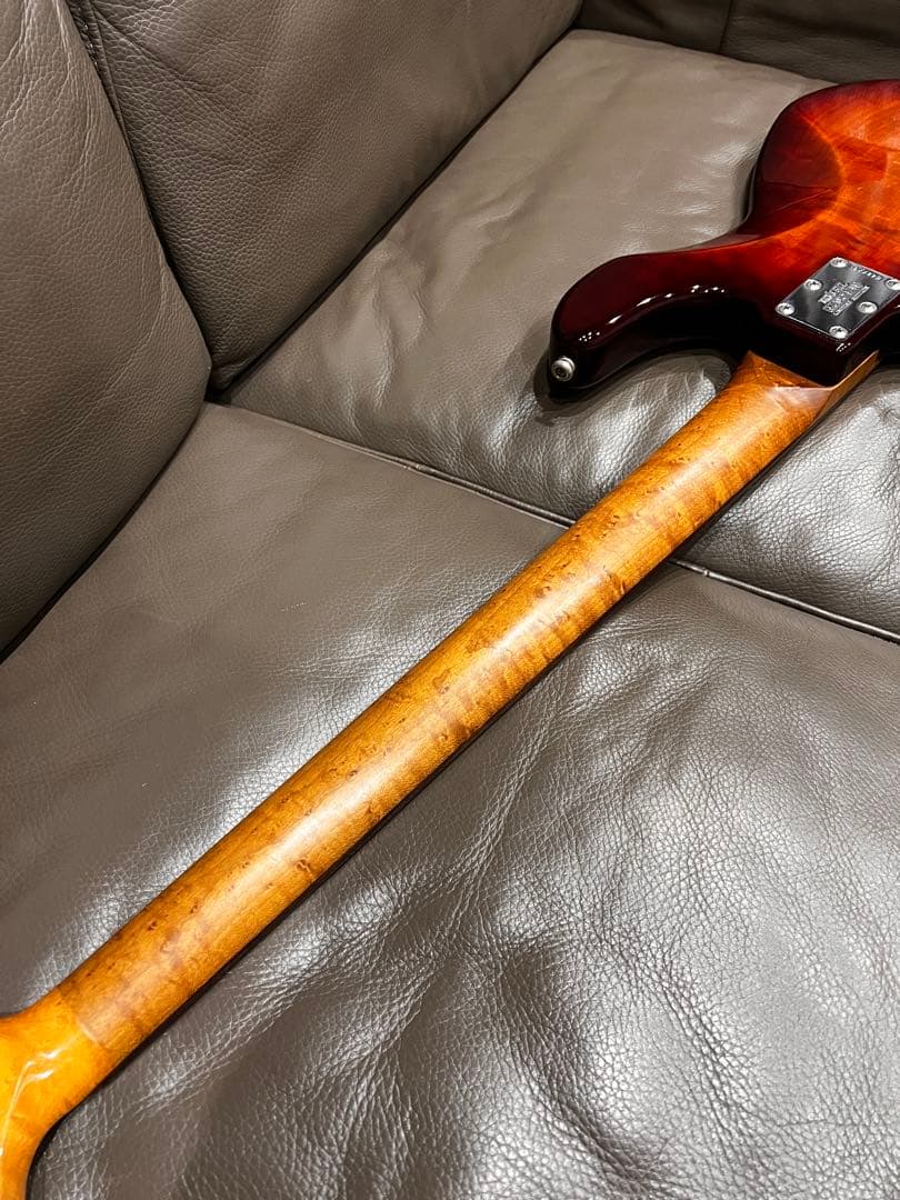 【レア＆訳アリ価格！】MUSICMAN StingRay \"Limited\"