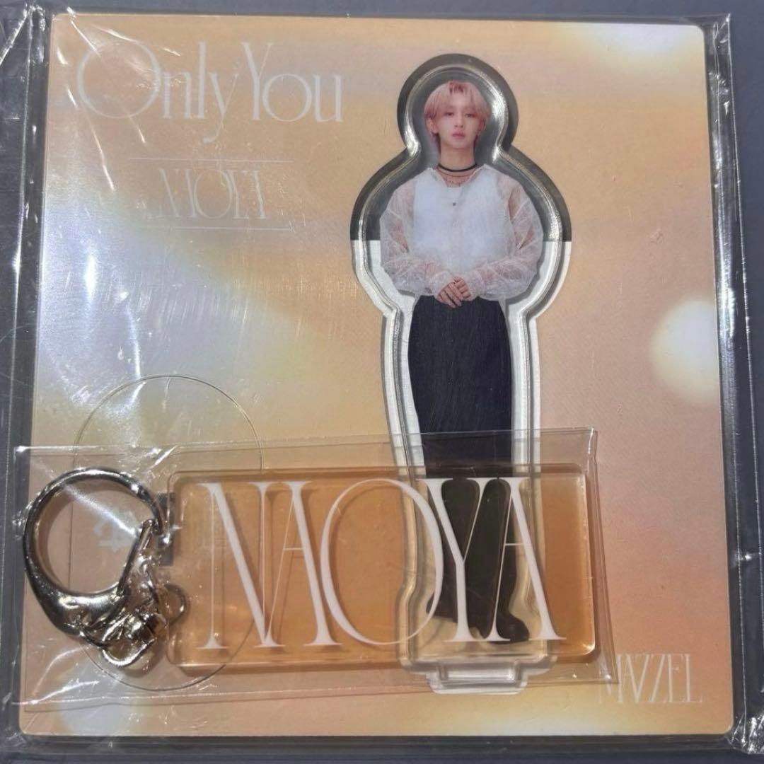 MAZZEL NAOYA ナオヤ アクスタ アクキー - メルカリ