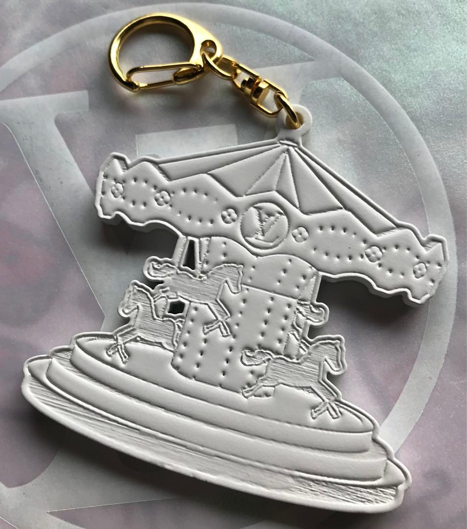 LOUIS VUITTON オーナメントチャーム メリーゴーランドWhite - メルカリ