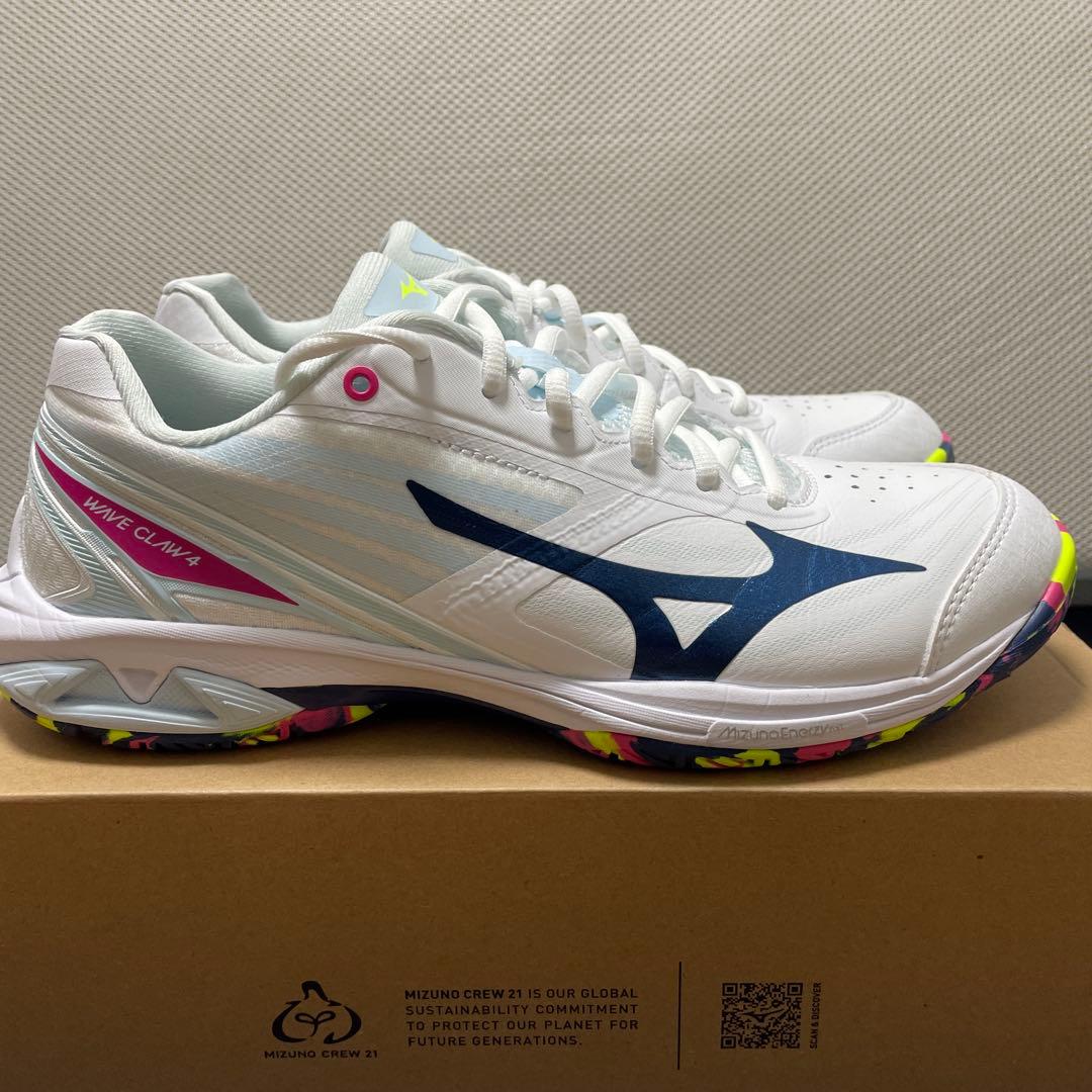 ミズノ　ウェーブクロー4 バドミントンシューズ　26.5cm