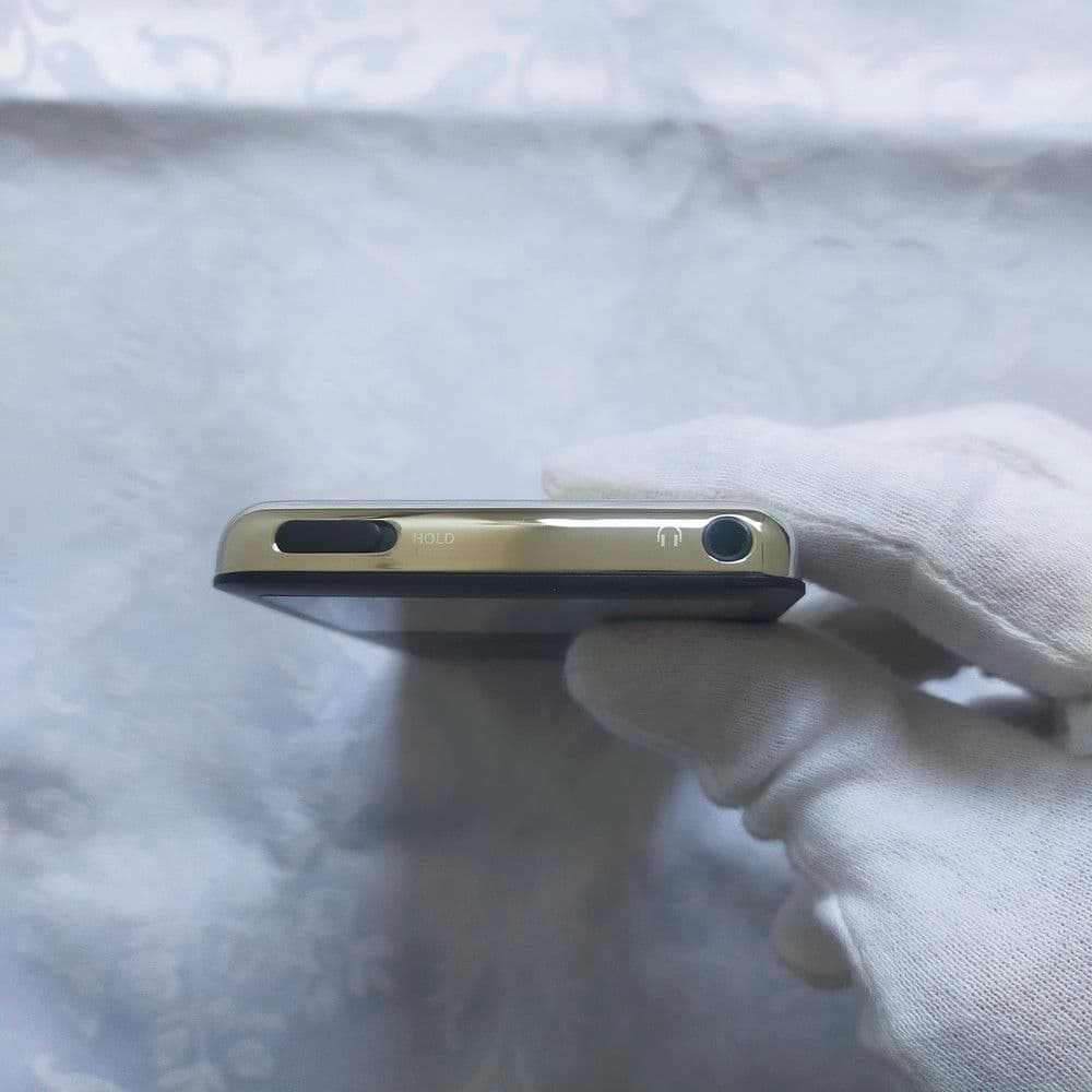 美品】iPod Classic 第6世代 ブラック MC297化 256GB - メルカリ