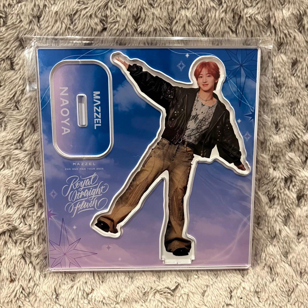 MAZZEL アクリルスタンド NAOYA ナオヤ - メルカリ