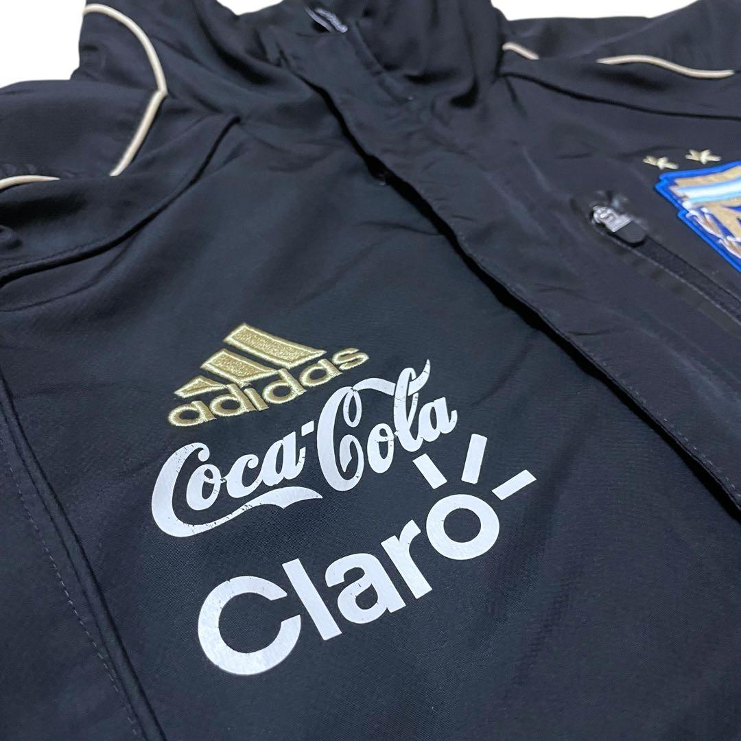 アディダスアルゼンチン代表中綿ジャケットスポンサー入り