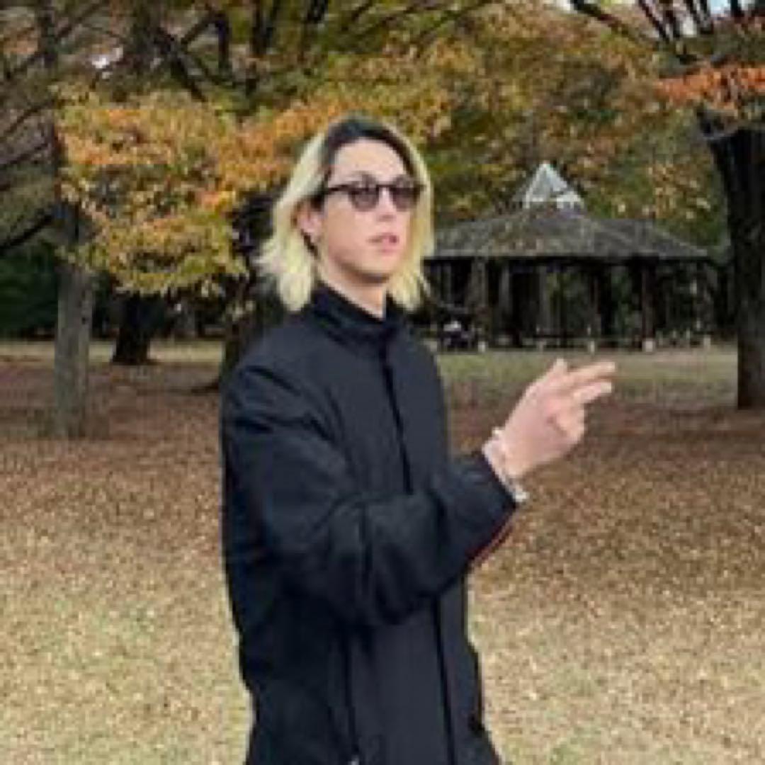 モーガン蔵人着用 prada sports Gore-Tex SGV84A - メルカリ