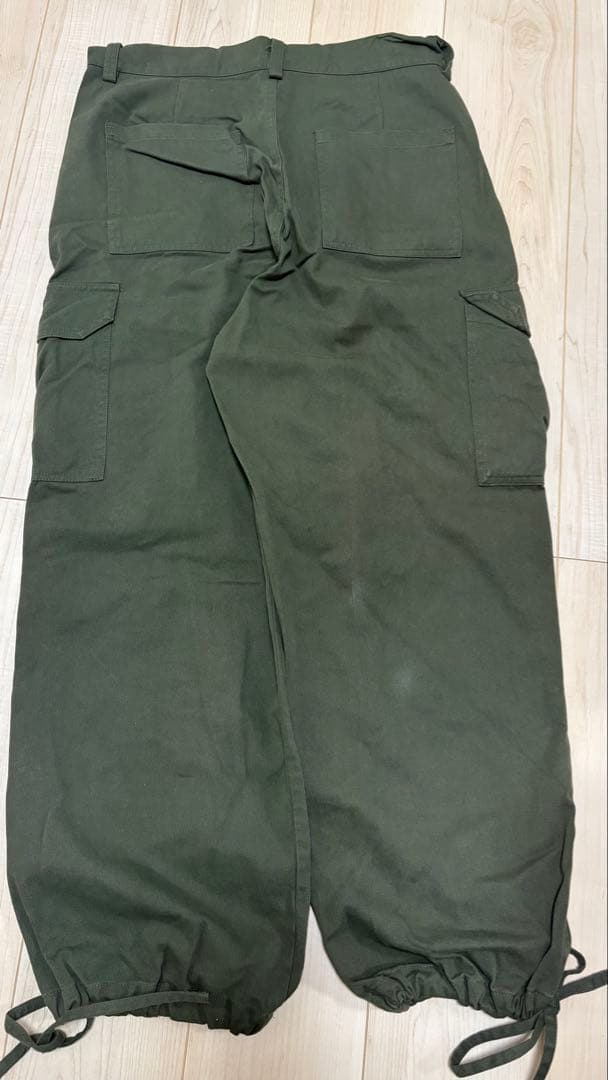 カーゴパンツ オリーブグリーン 4ポケット - メルカリ