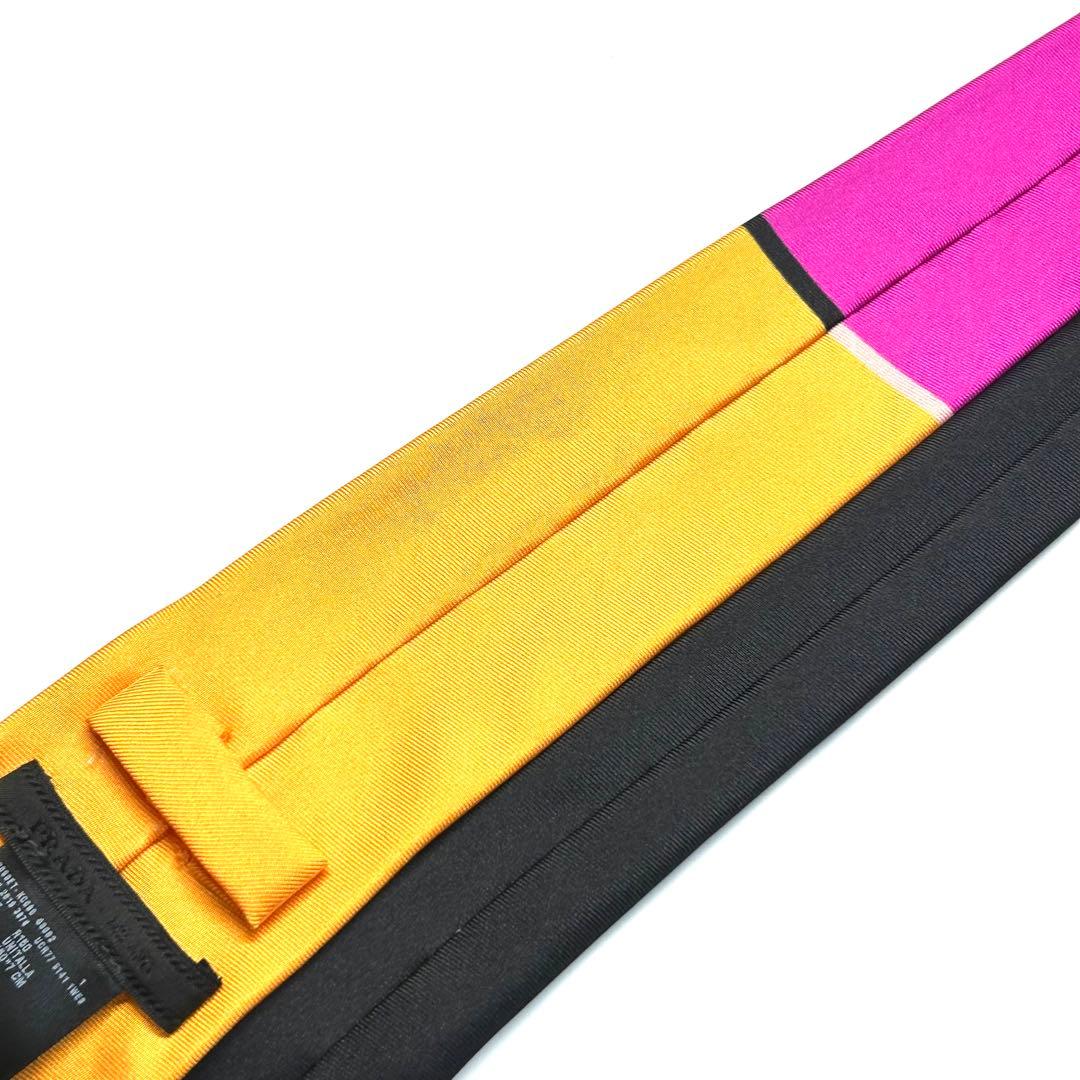 未使用に近い✨】激レア！ プラダ ネクタイ バイカラー 三角 ロゴ 高級