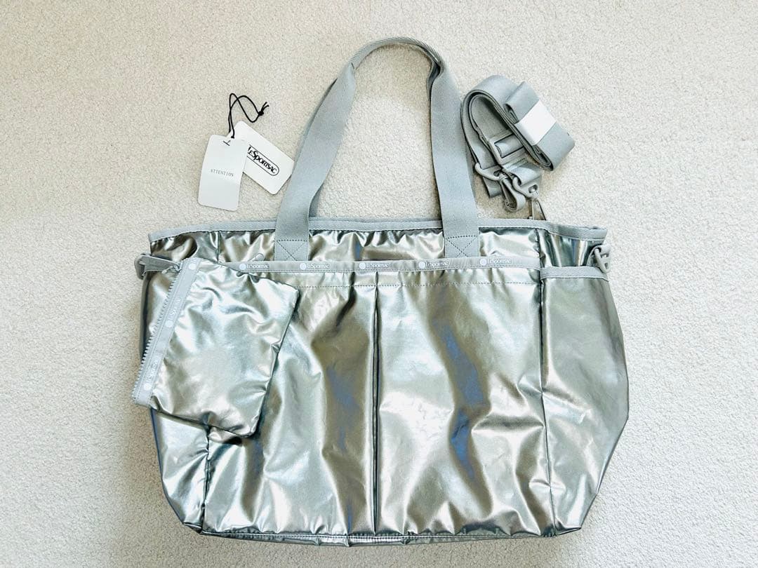 ひとりっぷ　レスポートサック　ライアントラベルトート2 シルバー　リュウセイ 人気スタイルが再登場！ひとりっぷ®×LeSportsac | ONWARD CROSSET