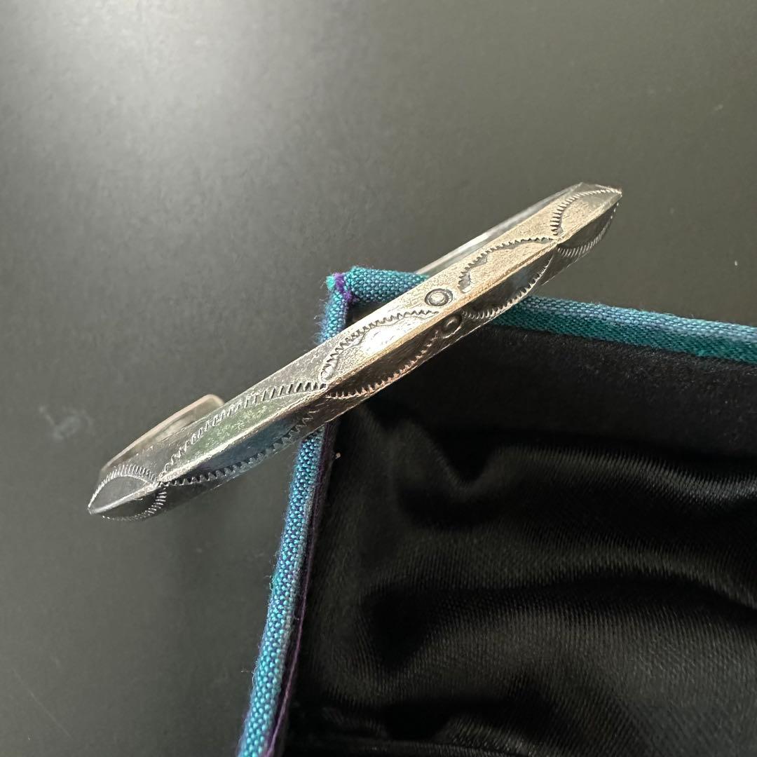 Navajo Elaine Tahe Sterling トライアングル バングル - メルカリ