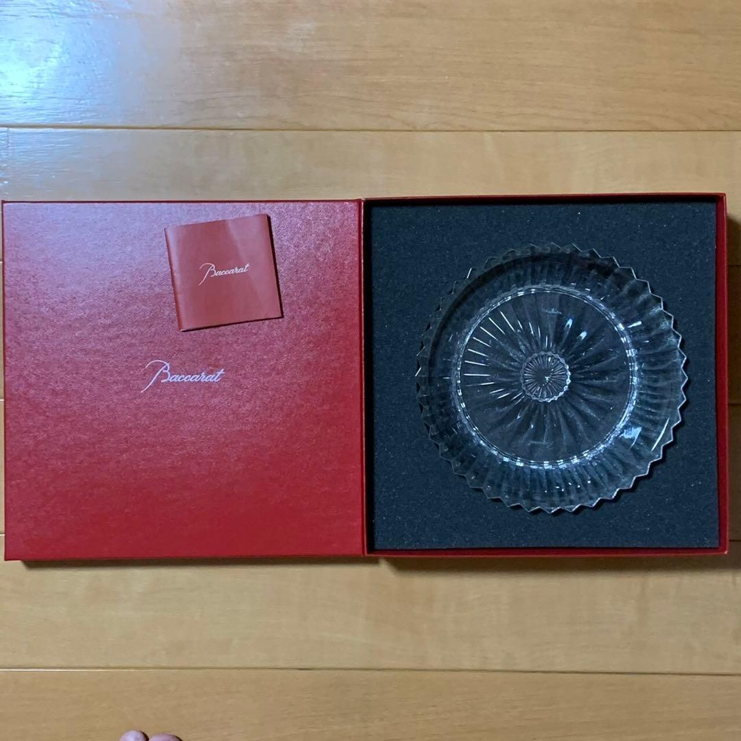 美品 バカラ ミルニュイ サラダ ディッシュ プレート 深皿 箱入 Baccarat バカラ ミルニュイサラダプレート 19.5cm 名入れ彫刻代込み
