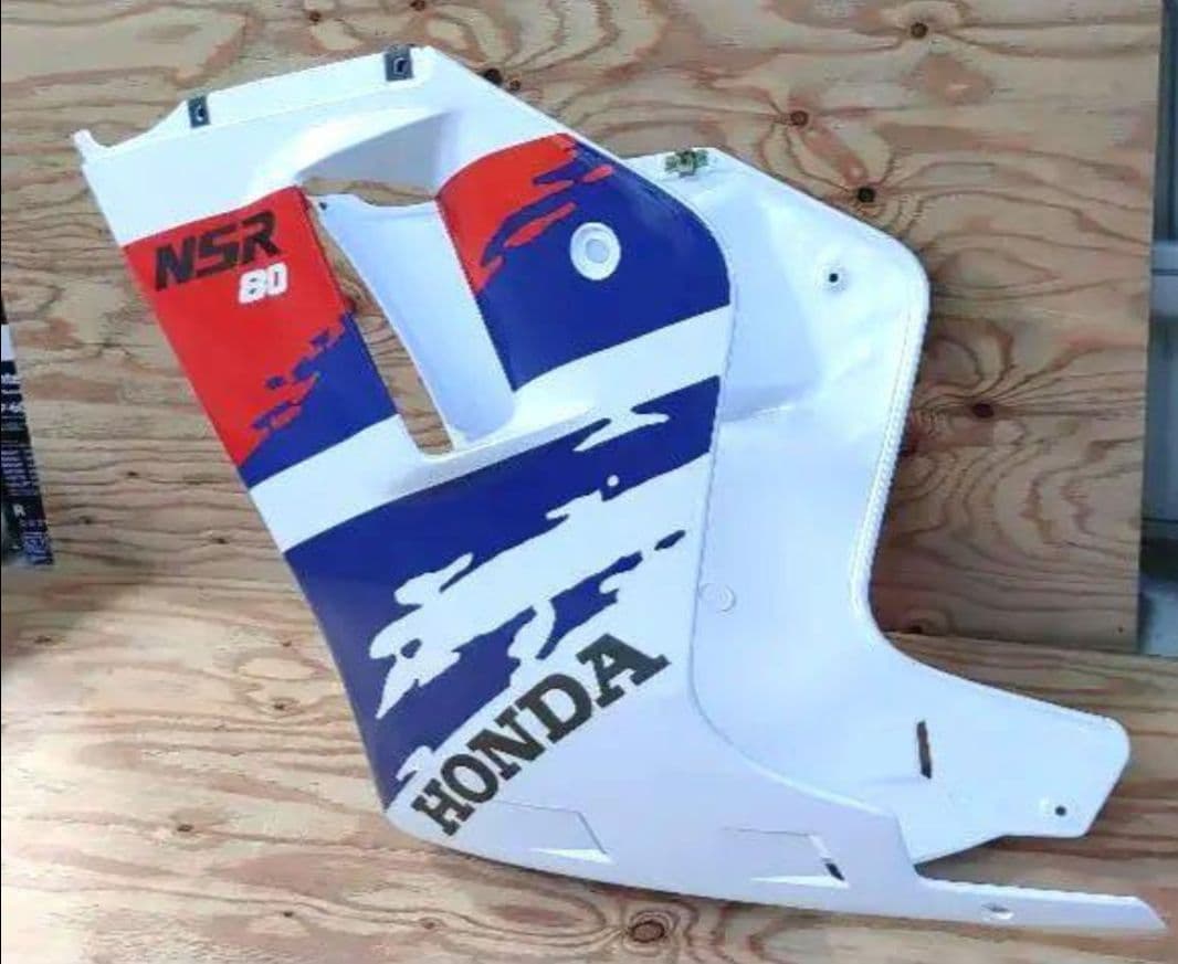 `92ホンダ NSR 80 カウルセット《アッパー〔中古〕+サイド左右〔新品〕》