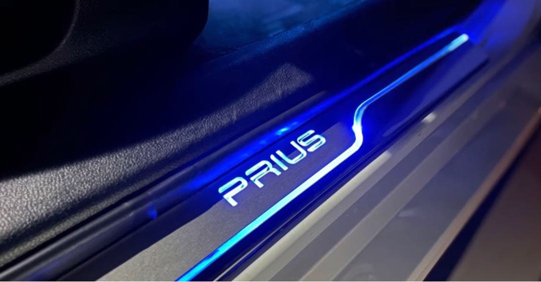 USトヨタ　純正品　プリウス　50 イルミブレード　イルミネーション トヨタ（TOYOTA） トヨタ純正 ナンバーフレームイルミネーション