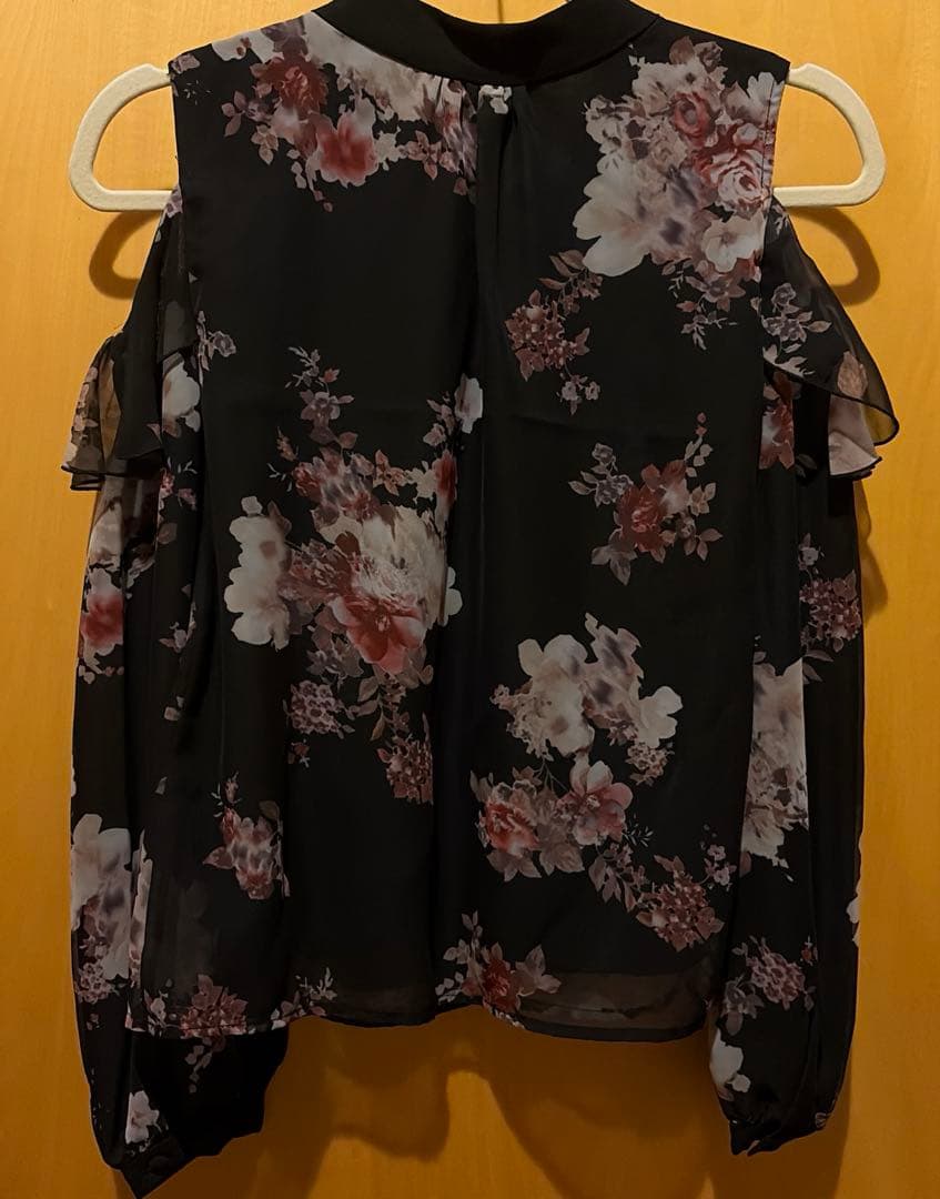 herlipto Isaline Bow-Tie Floral Blouse - メルカリ