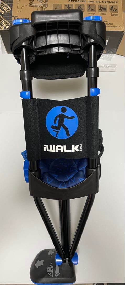 アイウォークフリー (iwalkfree3.0)ハンズフリー 松葉杖 - メルカリ