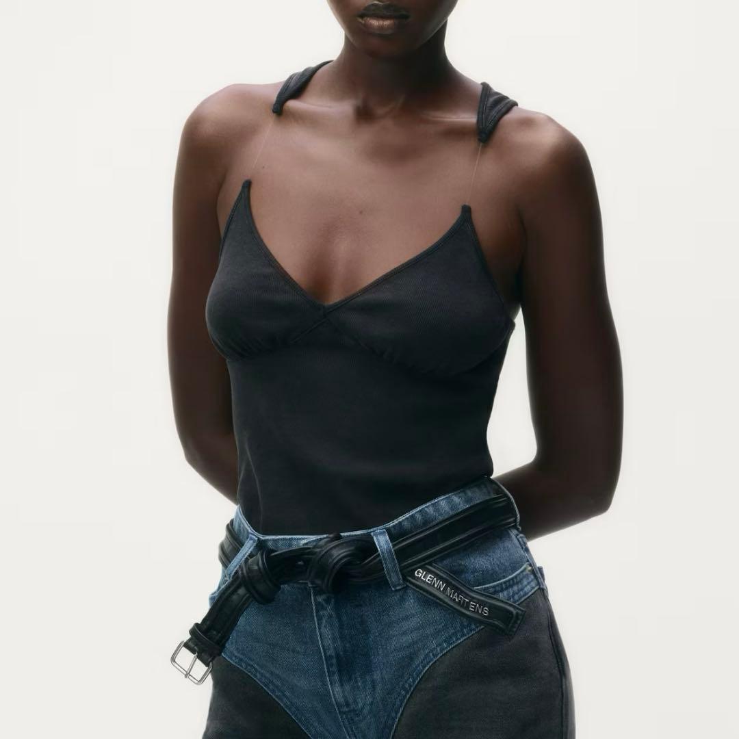  グレンマーティンス　リブタンクトップ　XS a*a様 H&M GLENN MARTENS リブタンクトップ Mの方も対応可能 - メルカリ