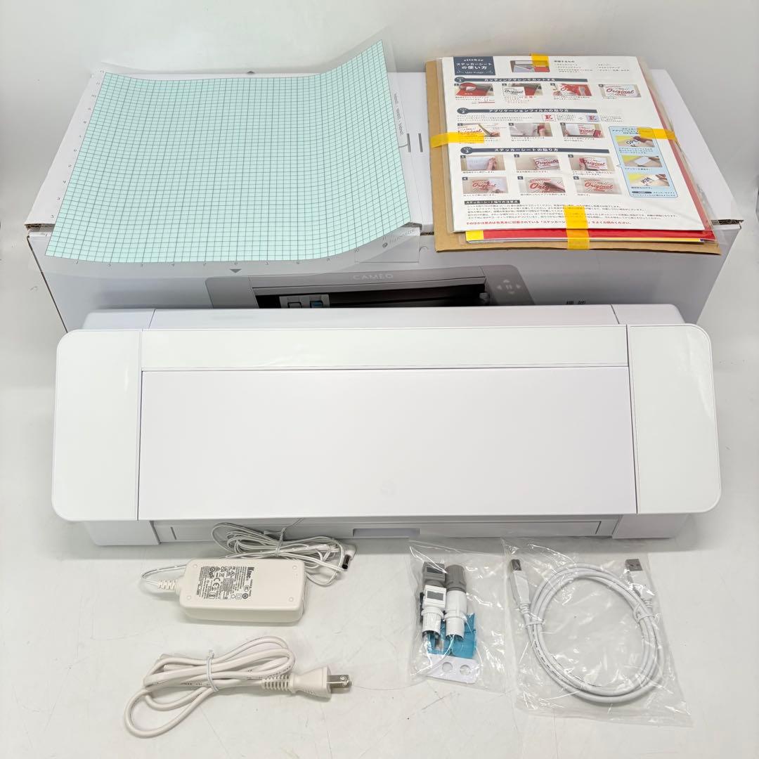 【美品・動作良好】Silhouette カッティングマシン CAMEO4 silhouette（シルエット） シルエットカメオ4 PLUS 超お得パック