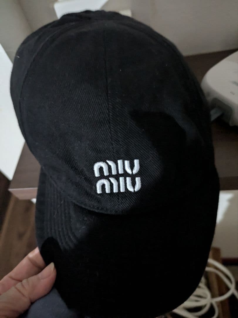 miu miu 黒 ベースボールキャップ M Amazon | [ミュウミュウ] 帽子 ドリル ベースボールキャップ ブラック