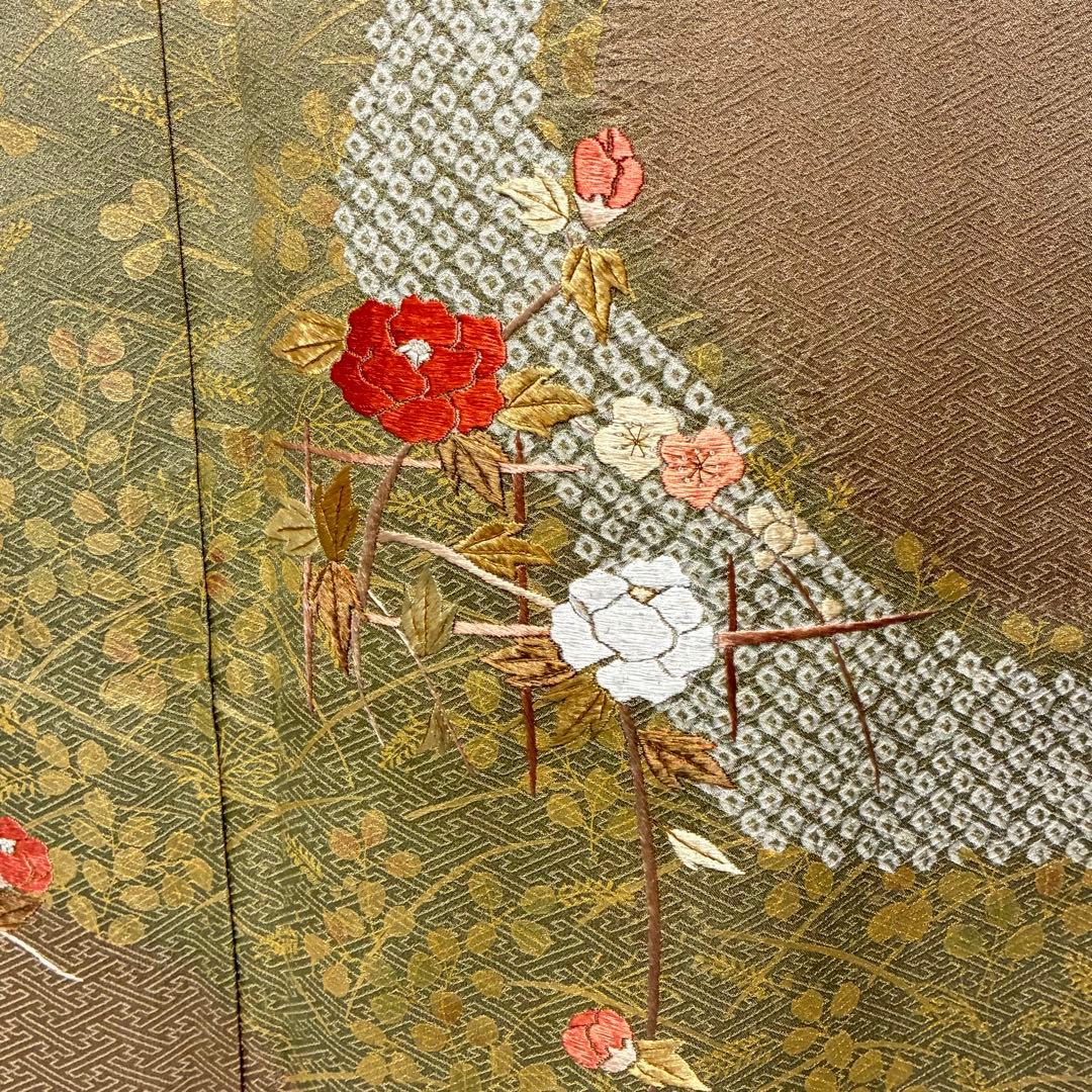 D123 訪問着 花刺繍 絞り 正絹 着物 袷 しつけ糸付き未使用極美品