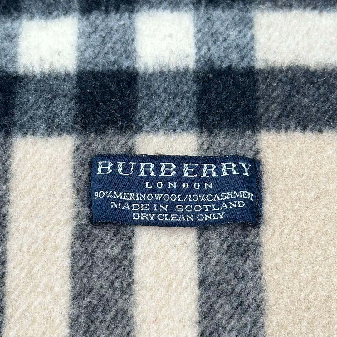 ✨美品✨バーバリー カシミヤ混 ポケット付 両面仕様ノバチェック大判
