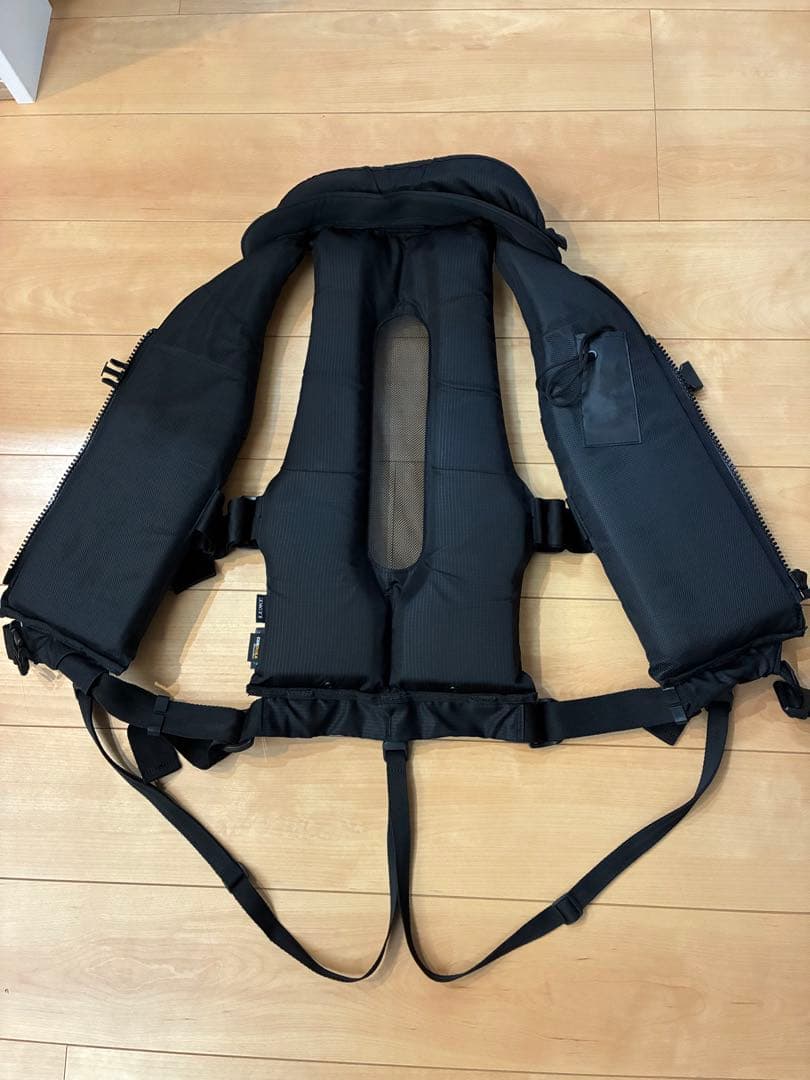 スペクトラ(R)ロックトレックPFD LE902 インプレ】スペクトラ(R)ロックトレックPFD LE-902とガネットの比較